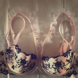 Victoria Secret bra